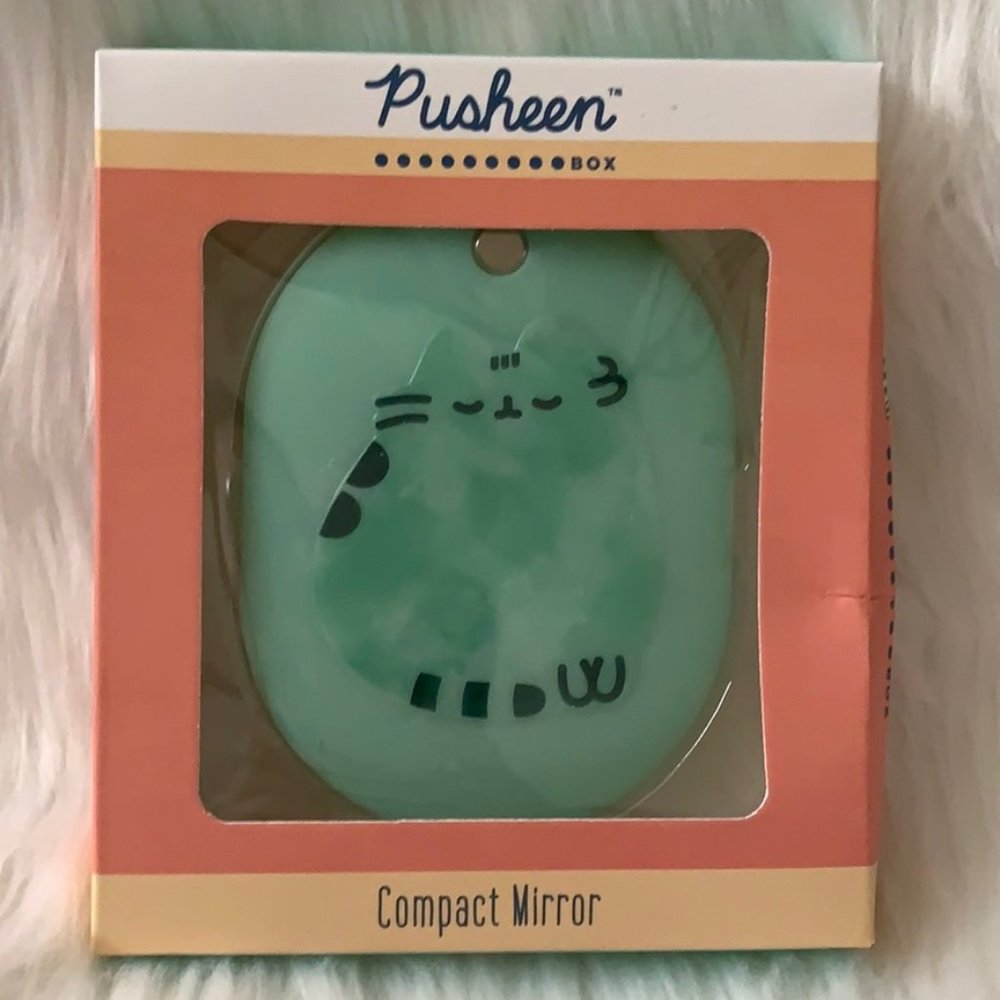PUSHEEN CAT Compact Double Sided Mirror